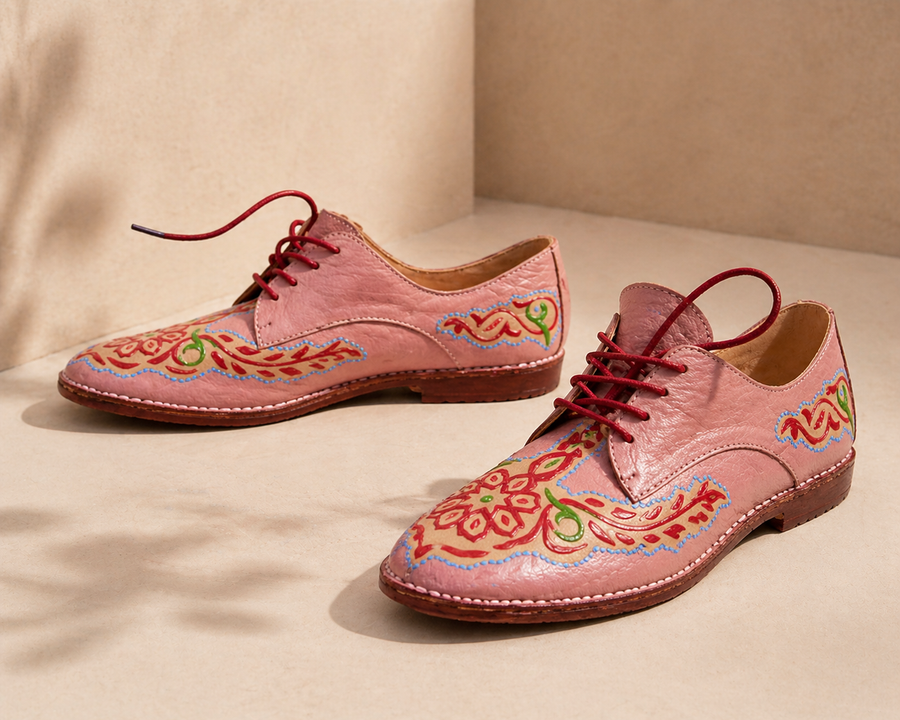 Hand full-grain leather derby shoe hand-painted