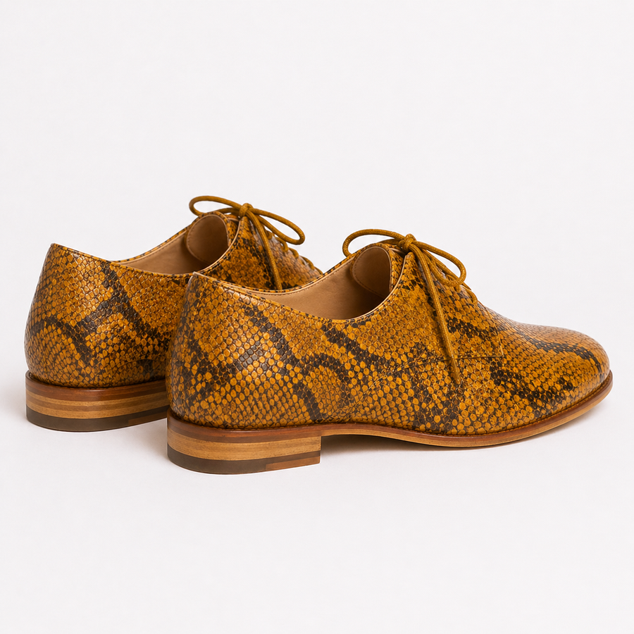 Genuine leather derby shoe
