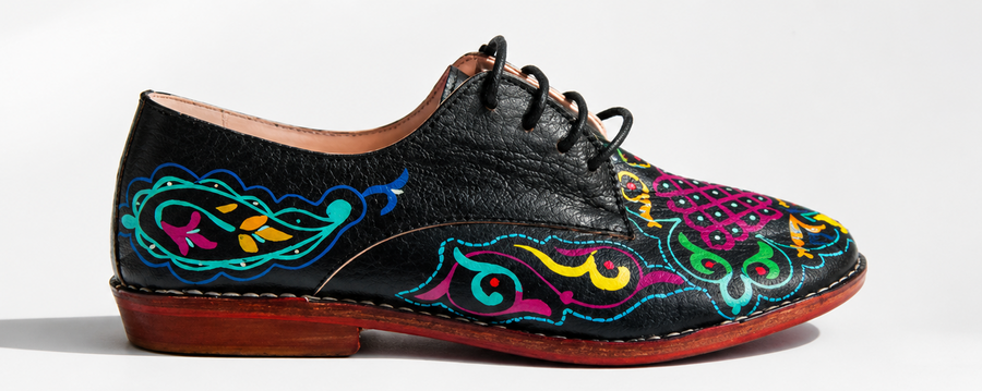Black full-grain leather derby shoe hand-painted