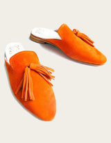 Pointed suede leather mule with tassel