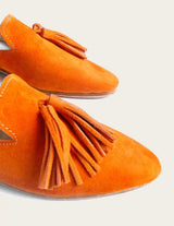 Pointed suede leather mule with tassel