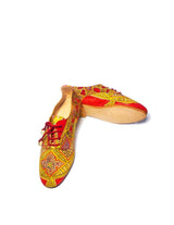 Genuine leather derby shoe hand-painted