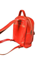 Classic tanned leather backpack