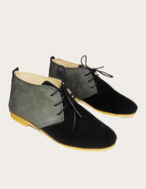 Grey leather chukka boot two-tone
