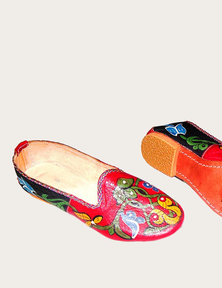 Hand-painted Leather Moccasin, Boho-Chic Style - Slow Chic Fashion