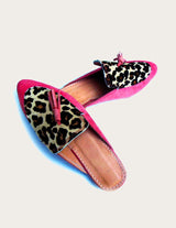 Pink leather mule leopard pattern