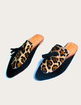 Black leather mule leopard pattern