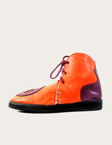 Genuine leather ankle boot with spiral motif