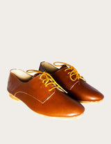 Brown leather derby shoe