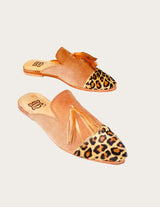 Genuine leather mule with tassel